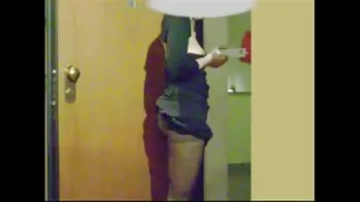 Tik i eleganta strumpor och vulgära trosor gratisporrvideos blir knullad smutsig