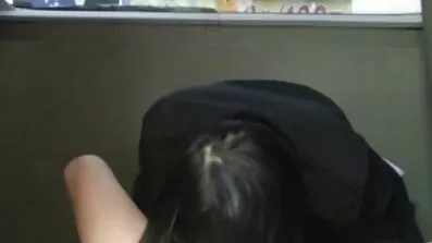 Blond strippklubb porn poserar för fotograf och väcker hennes Anal önskan