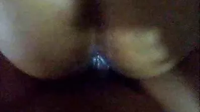 Red-haired temptress blir knullad av en svart man och cums gratis erotisk video