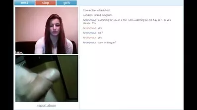 Naughty Blond gav en gratis mobil porr bra avsugning till sin partner