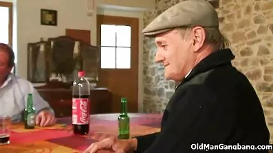 Busty moster tog blygsam brorson gratis svenska porrfilm ' s cock