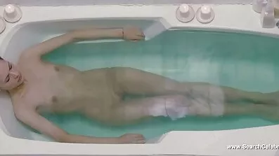 Hemmagjord runk videos porr film på en squish segmenty