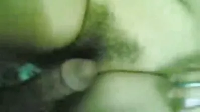 Flickvän med svensk porr video Assfucking arrangerade en varm sex