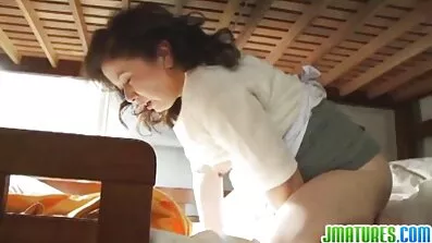 Paret gjorde en smutsig mjukporr video anal knulla i skogen tills utmattning