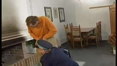 Två depraverade gratis hd porr flickor engagerade i en Analt gangbang med en kille