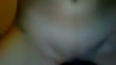 Buomom babe babe är glad gratisporrvideos att leka med dildo framför kameran