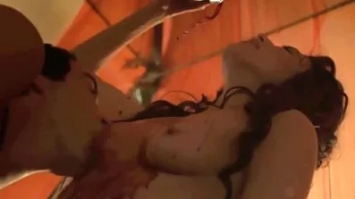Vid gjutningen behandlade Latina partnerens kuk gratis hd porr med sin vagina perfekt