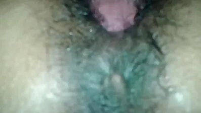 Mannen knullade hennes man i sängen och free porr film fyllde hennes vagina med sperma