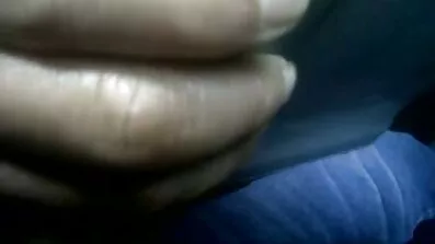 Lekfull Blond bär provocerande röda underkläder porr sites och fick anal