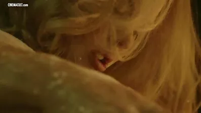 Wooly flickvän disrobed tajt hål gratis hd porr djupt