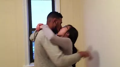 Välpreparerade ebony kvinna ger en bra avsugning porr gratis video och är redo att bekanta sig med spermier